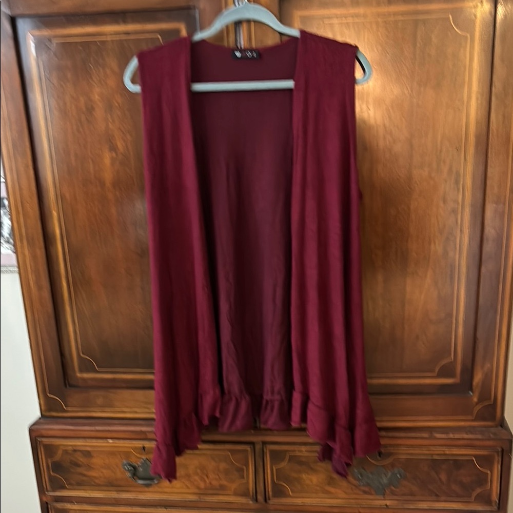 Burgundy vest with bottom ruffle